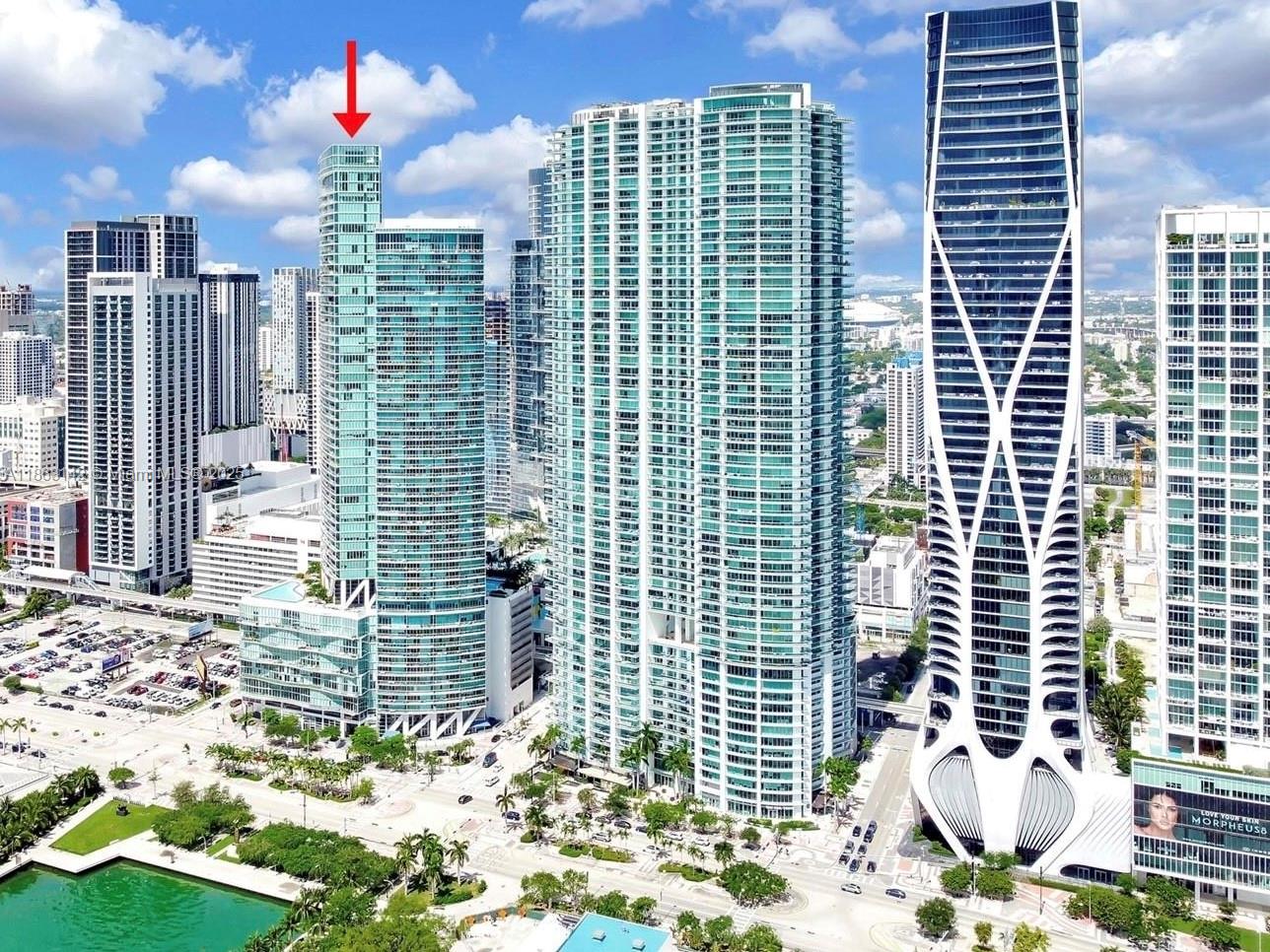Discover luxury in this 2-bed, 2-bath residence on the 50th floor of Marina Blue. Enjoy breathtaking Miami and Atlantic views, with an open layout, modern kitchen, and spacious living area ideal for entertaining. The expansive balcony is perfect for sunrise moments.
Marina Blue features outstanding amenities, including sunrise and sunset pools, a hot tub, a fitness center, and 24-hour concierge service. This well-maintained unit comes with one assigned parking space, a storage unit, and bike storage, all in the vibrant heart of Miami. With numerous upgrades and never rented, seize this rare opportunity to own a piece of paradise in one of Miami’s top high-rises!