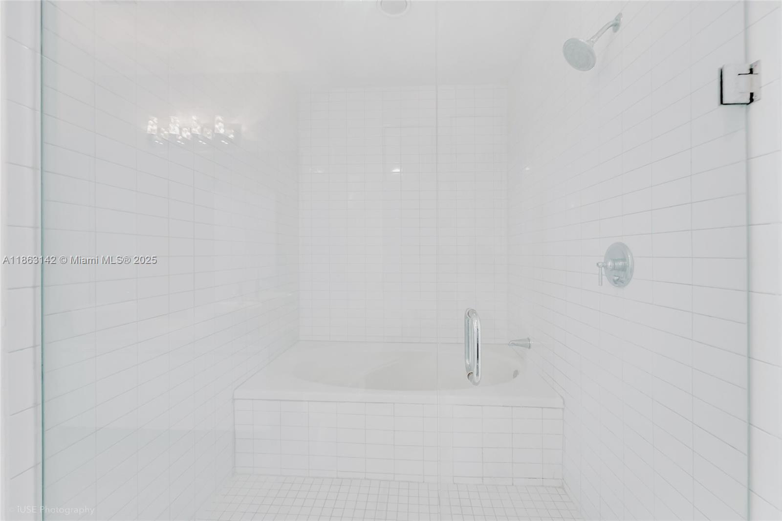 MARINABLUE CONDO - Residential