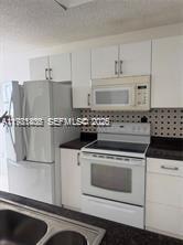 THE GREENS AT DORAL CONDO - Residential Lease