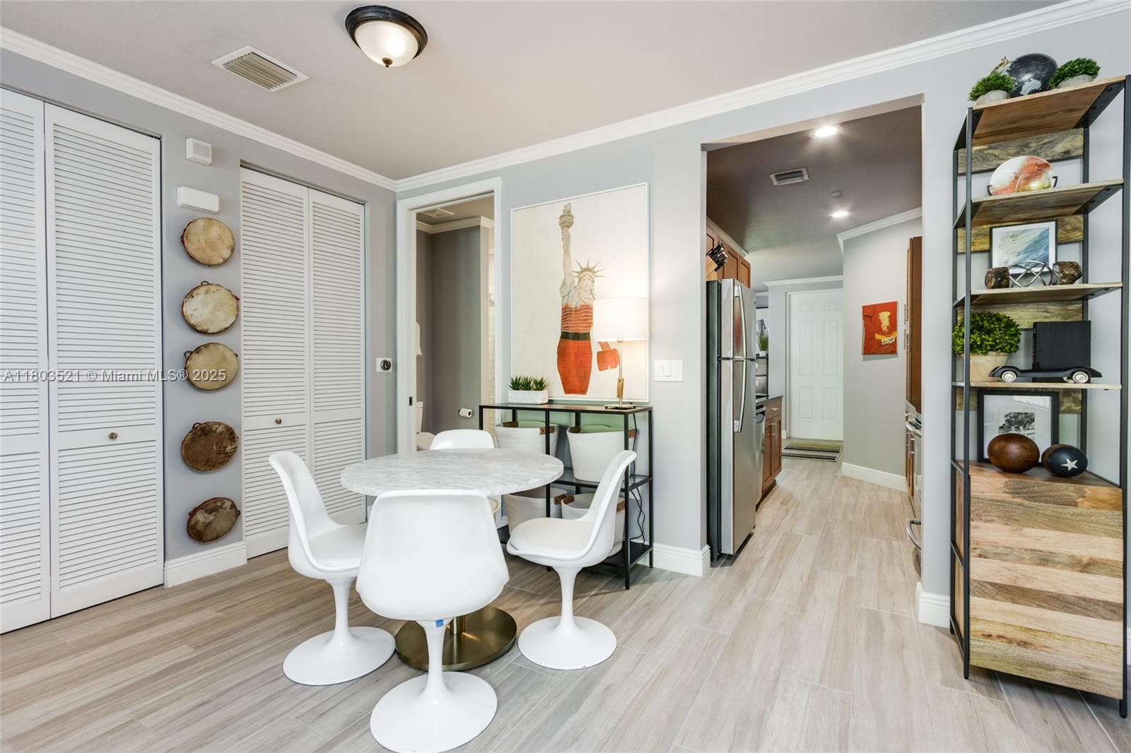 240 SW 14th Ave 240