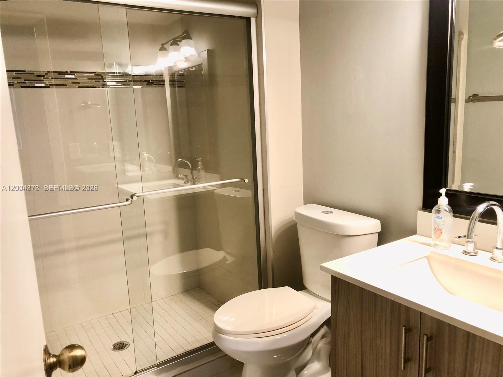 EDGEWATER CONDO - Residential Lease