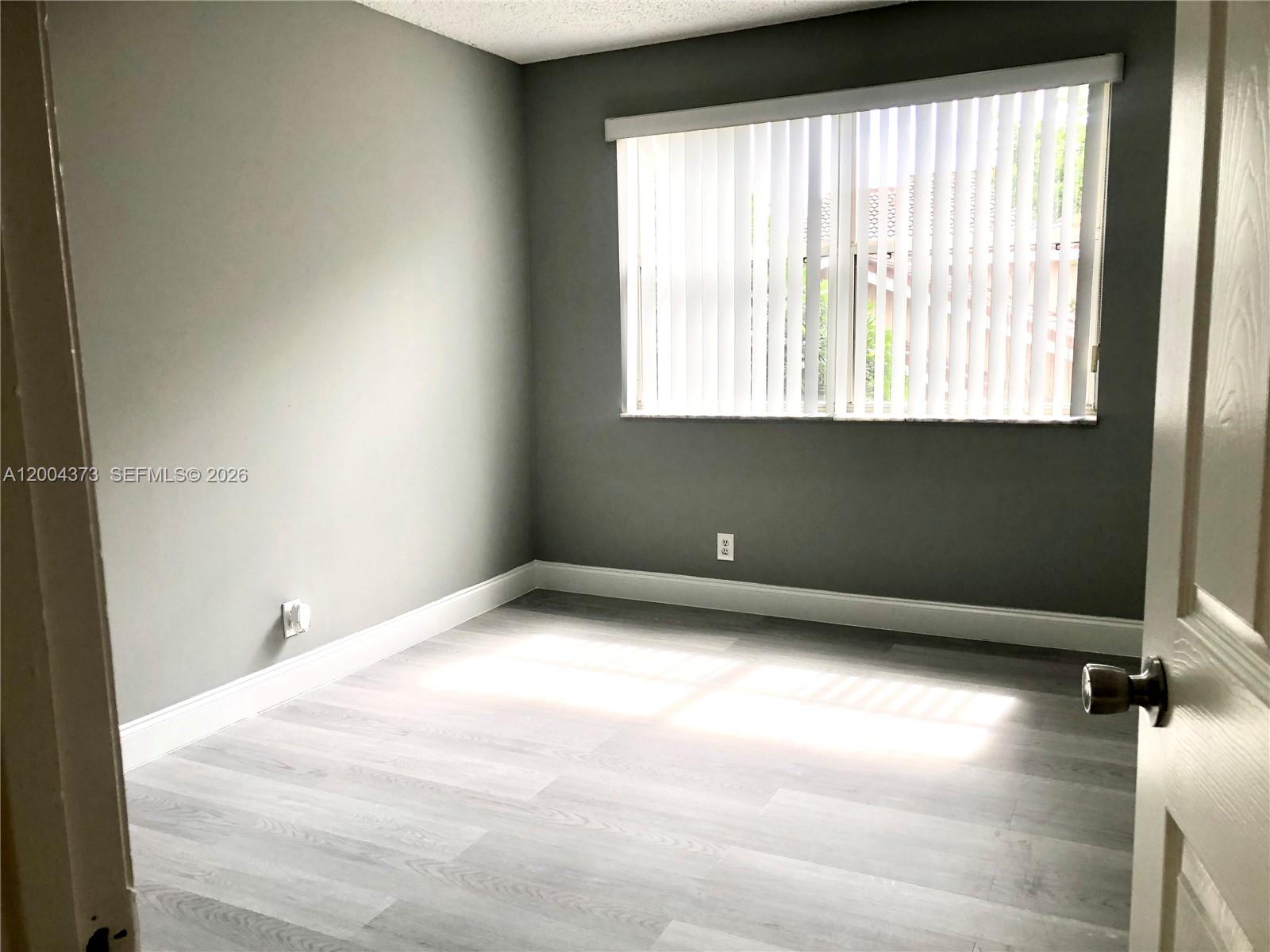 EDGEWATER CONDO - Residential Lease