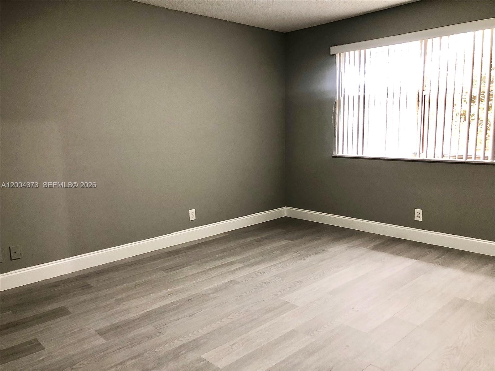 EDGEWATER CONDO - Residential Lease