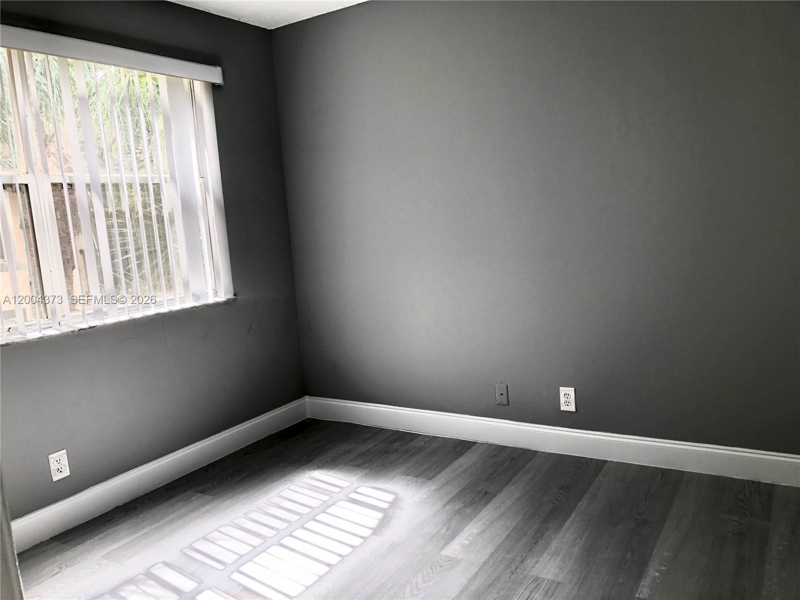 EDGEWATER CONDO - Residential Lease