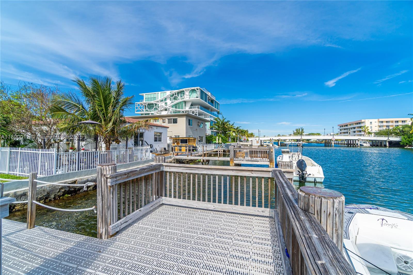 OASIS ON THE BEACH CONDO - Residential Lease