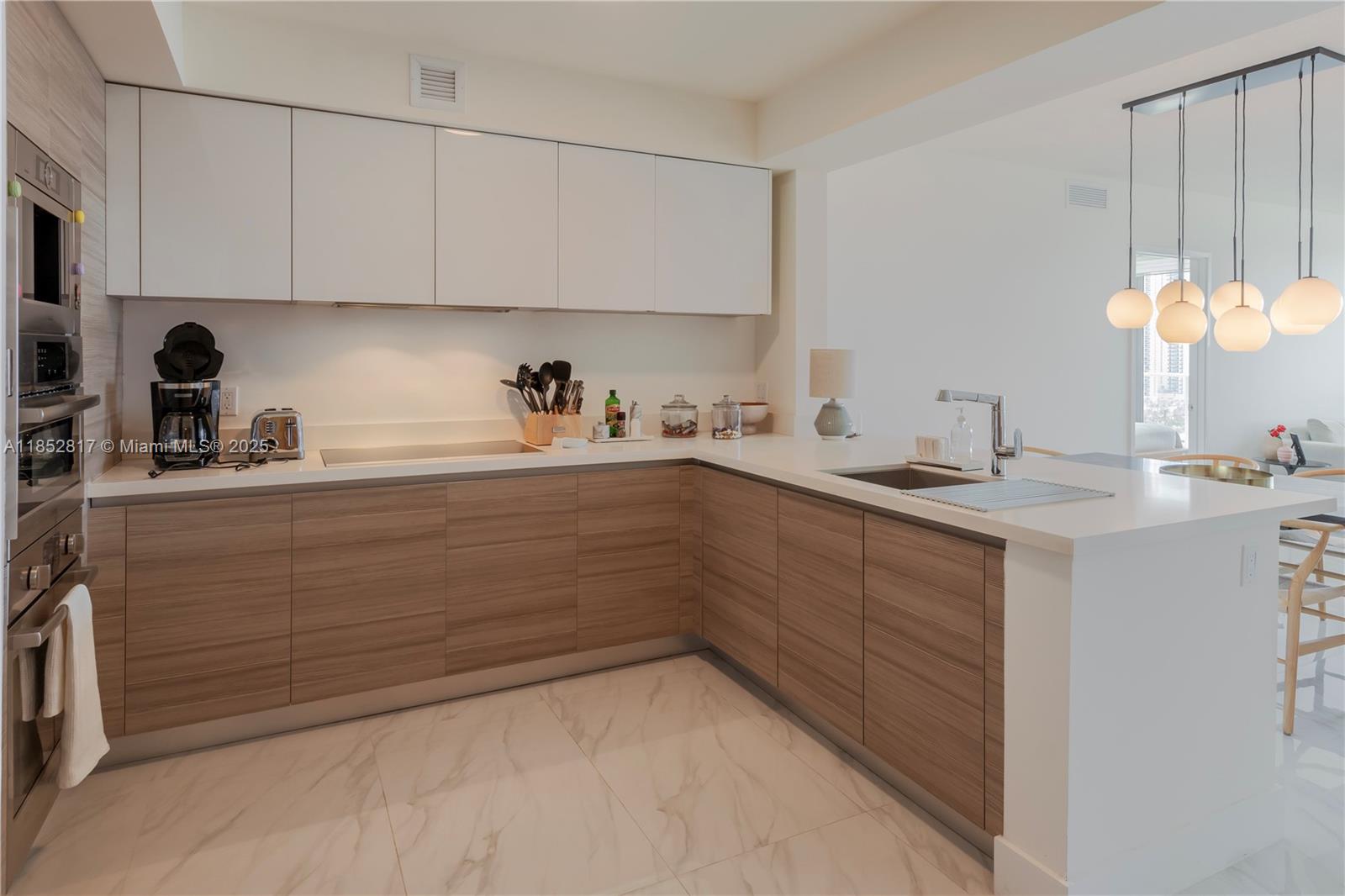 330 Sunny Isles Blvd 5-1606