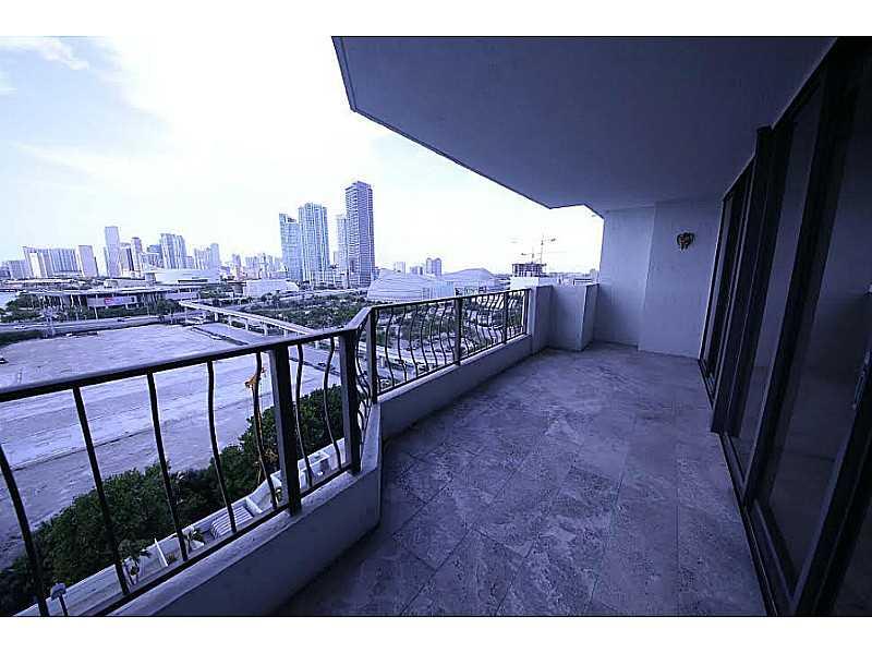 VENETIA CONDO - Residential Lease