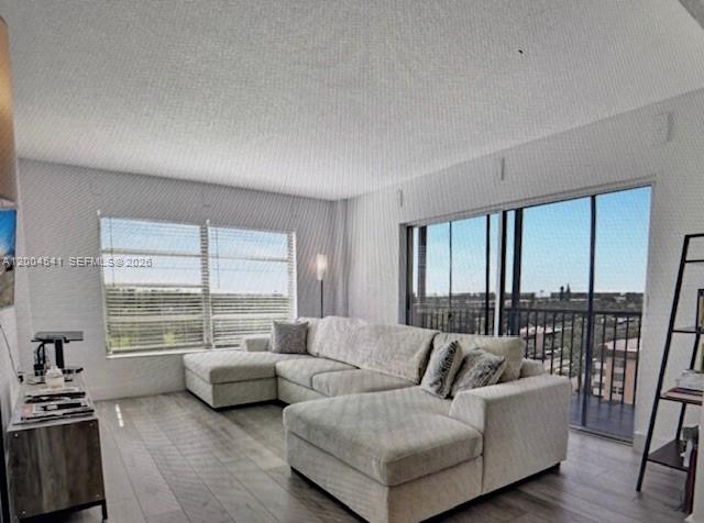 MANORS OF INVERRARY XI - Residential