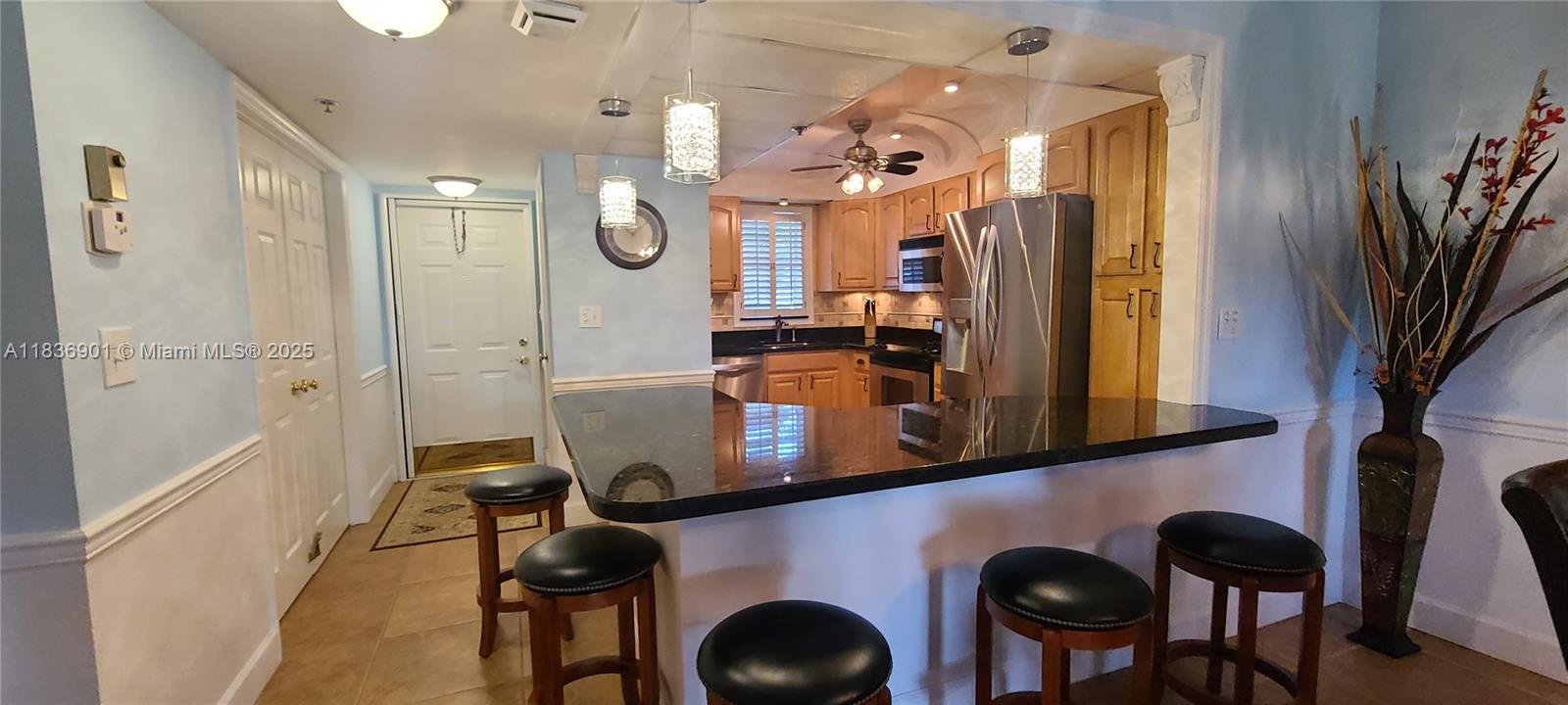 ROLLING HILLS GOLF AND - Residential Lease