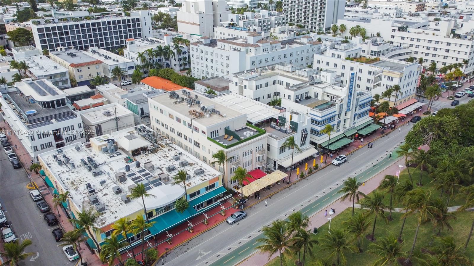 Property for Sale at 918 Ocean Dr 201, Miami Beach, Miami-Dade County, Florida - Bedrooms: 1 
Bathrooms: 1  - $420,000