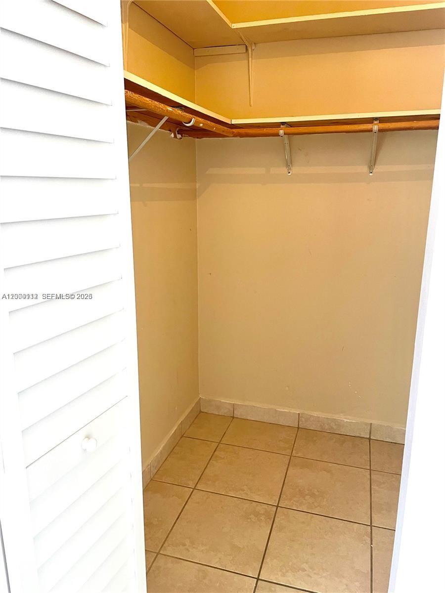 TENALLA OCEAN FARMS - Residential Lease