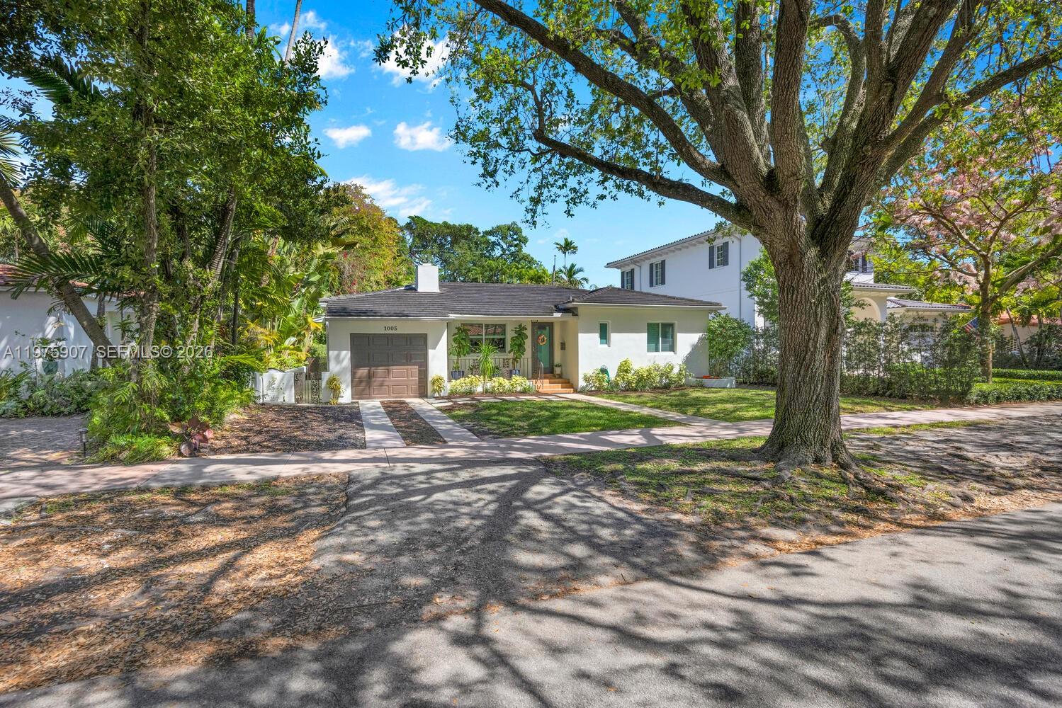 CORAL GABLES GRANADA SEC - Residential