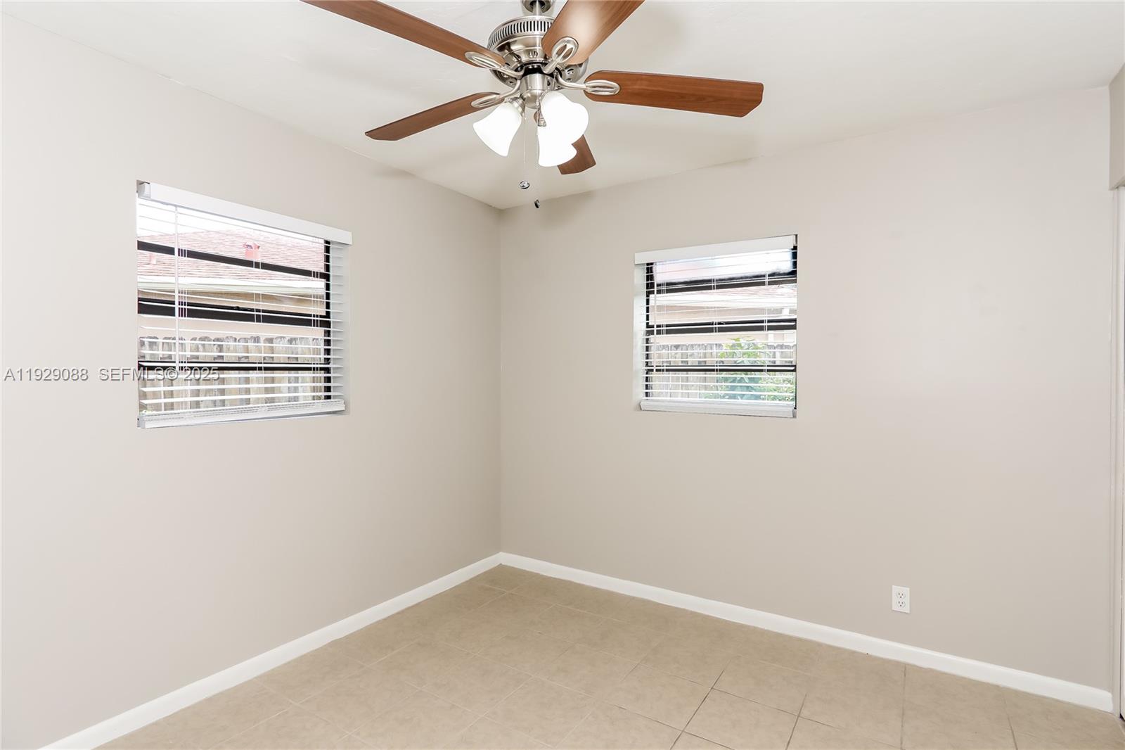 COLLIER MANOR FIRST ADD - Residential Lease