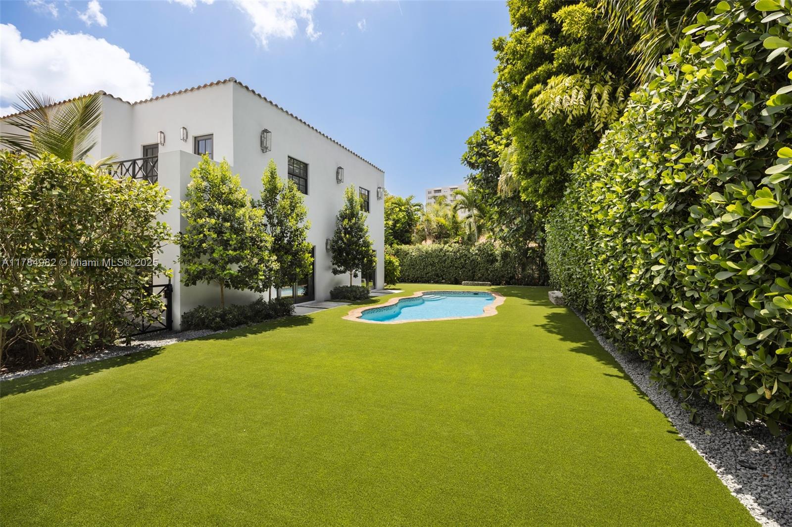 AMD & CORR PLAT OF SUNRIS - Residential