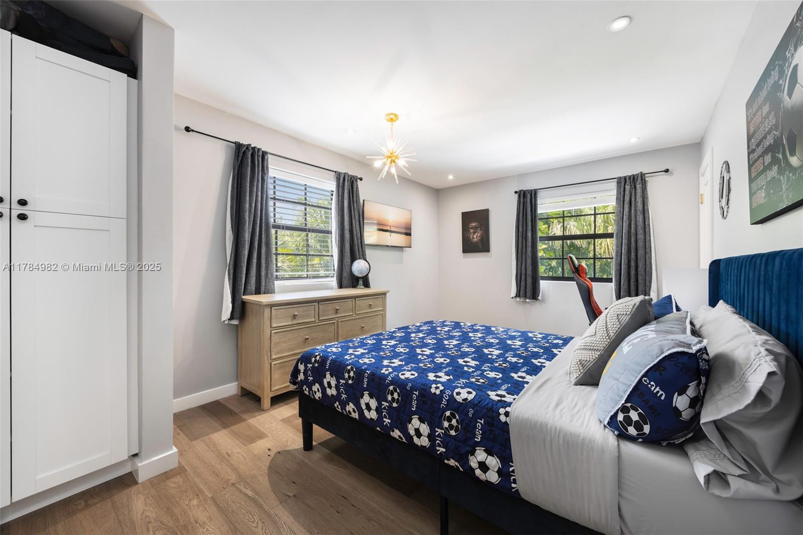 AMD & CORR PLAT OF SUNRIS - Residential