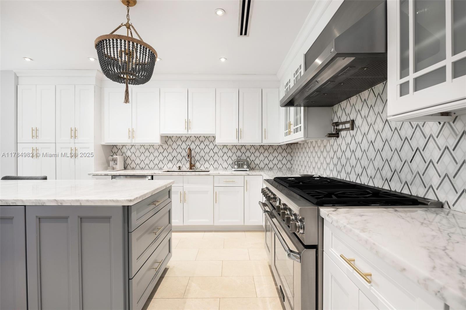 AMD & CORR PLAT OF SUNRIS - Residential