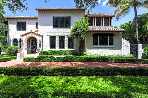 Photo of 1822 Country Club Prado #0, Coral Gables, FL 33134 (MLS # A12106907)