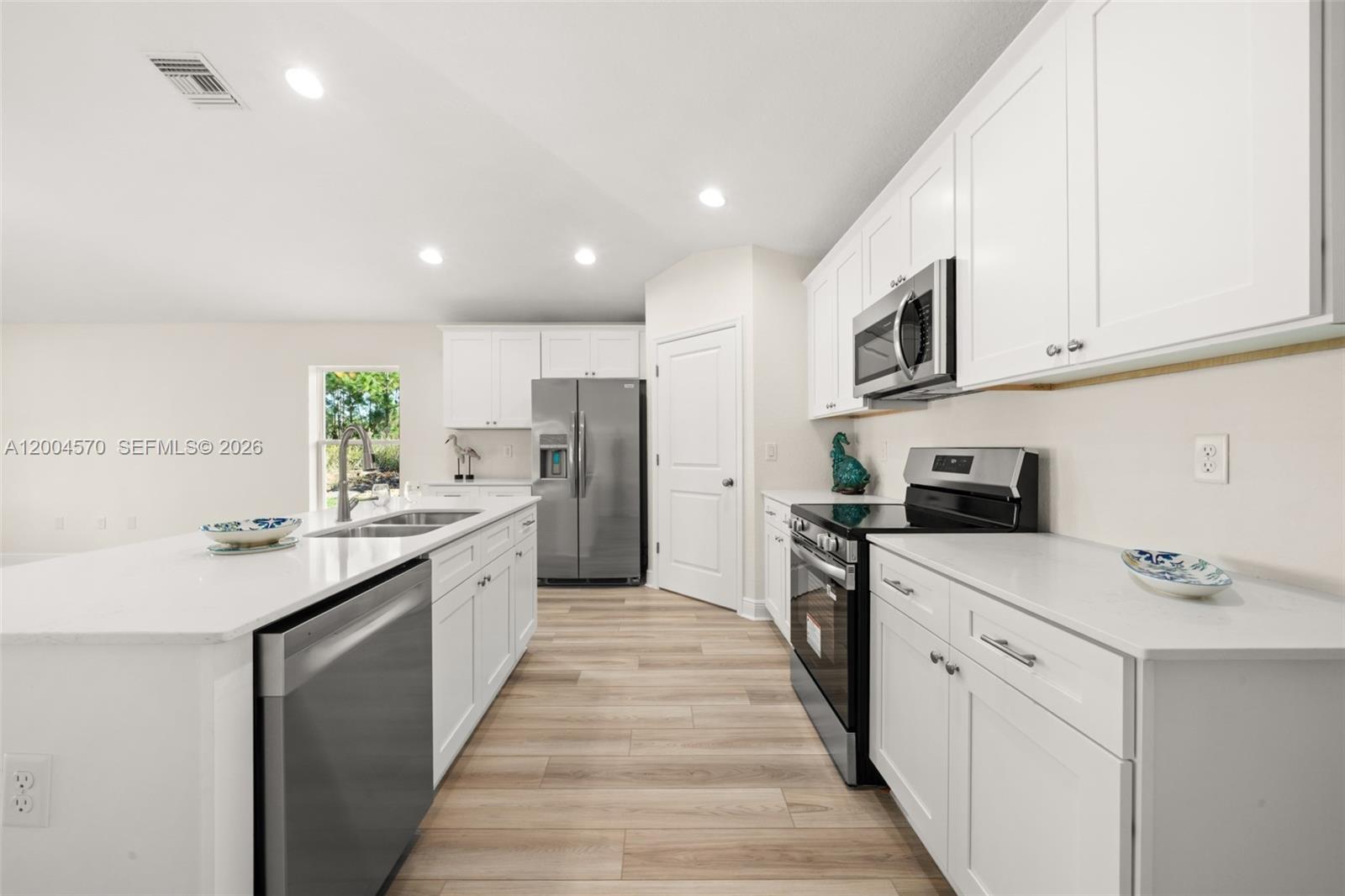 SUN N LAKE SEB UNIT 16 - Residential