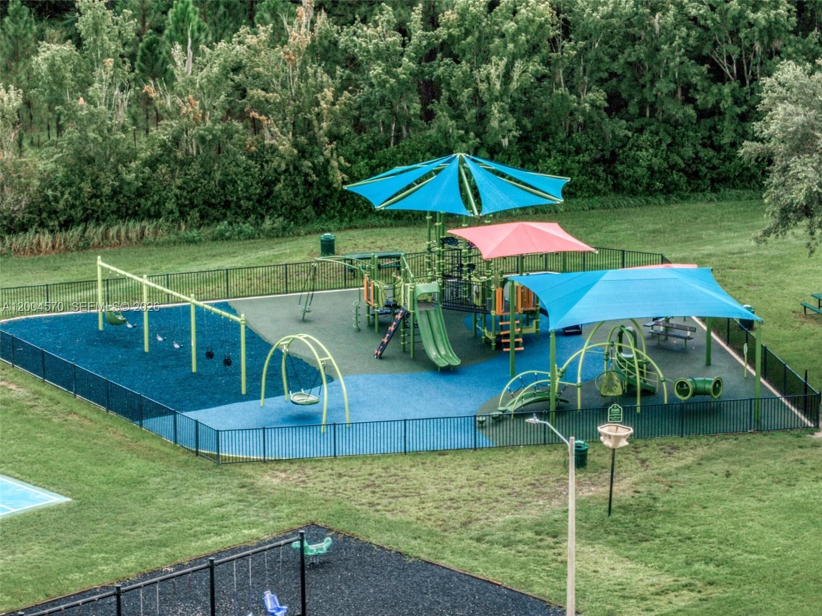 SUN N LAKE SEB UNIT 16 - Residential