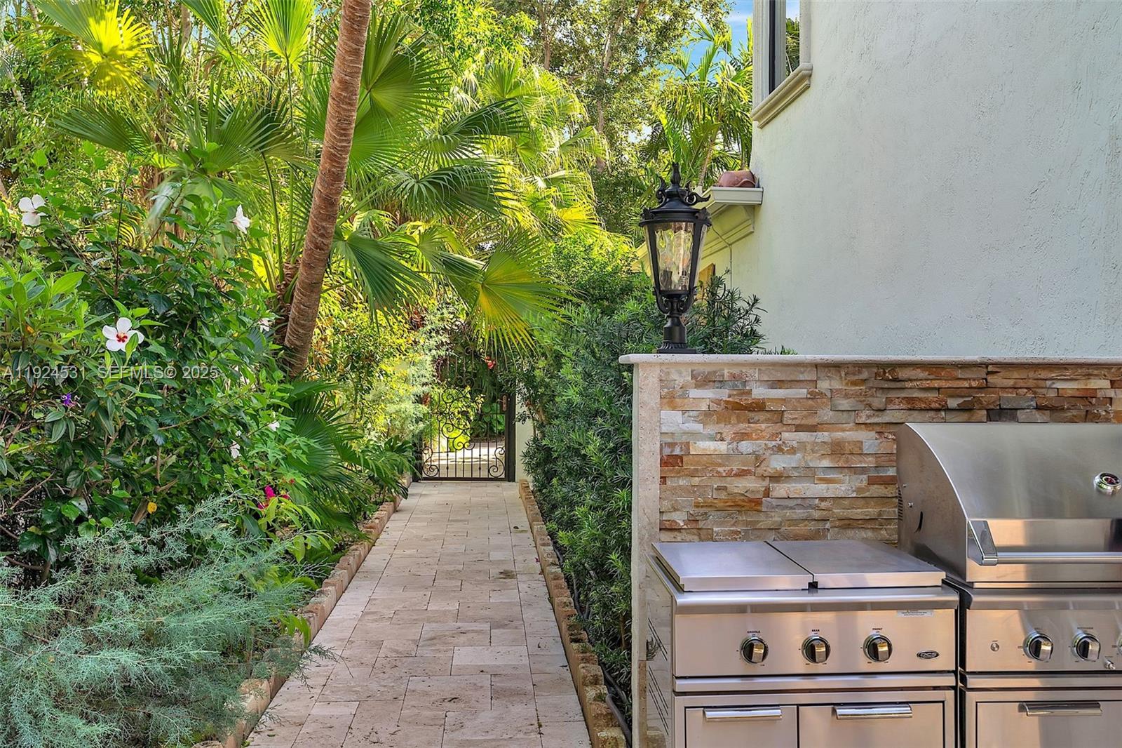 SANCTUARY - Residential