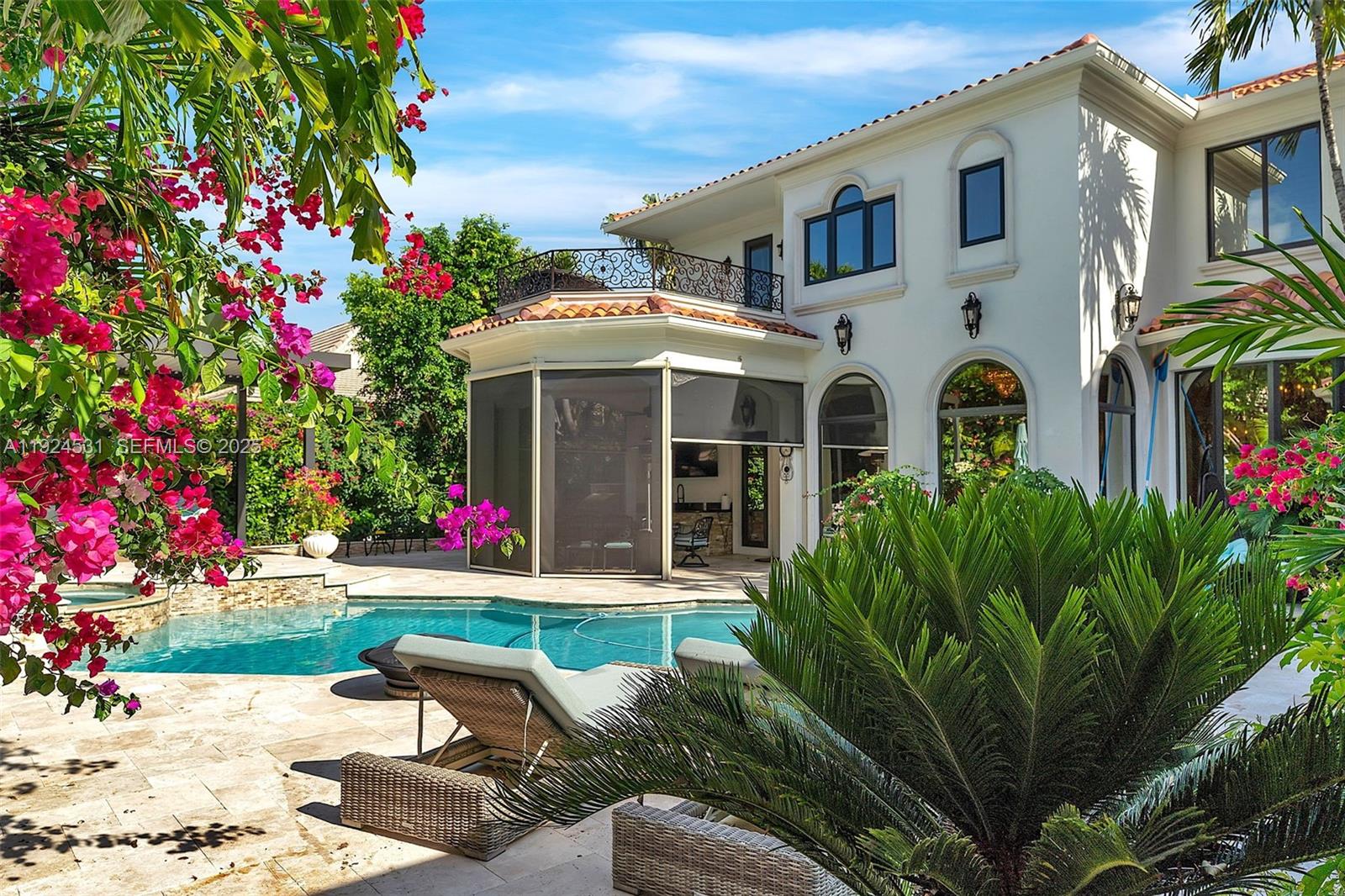 SANCTUARY - Residential