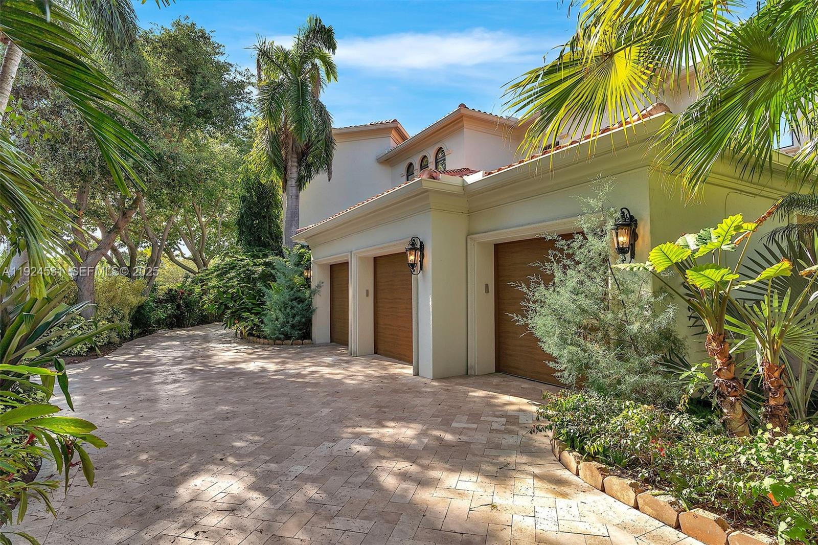 SANCTUARY - Residential