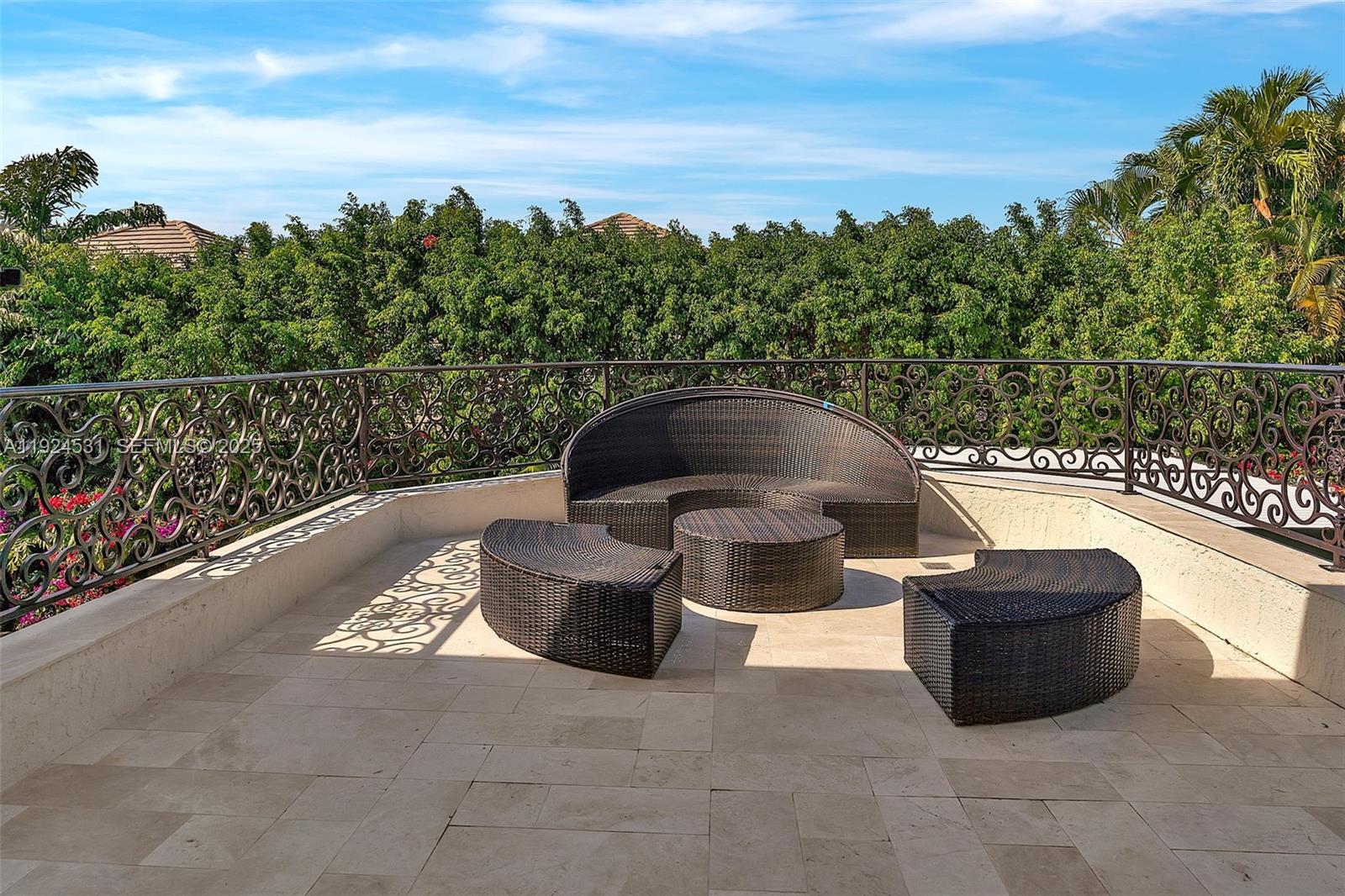 SANCTUARY - Residential