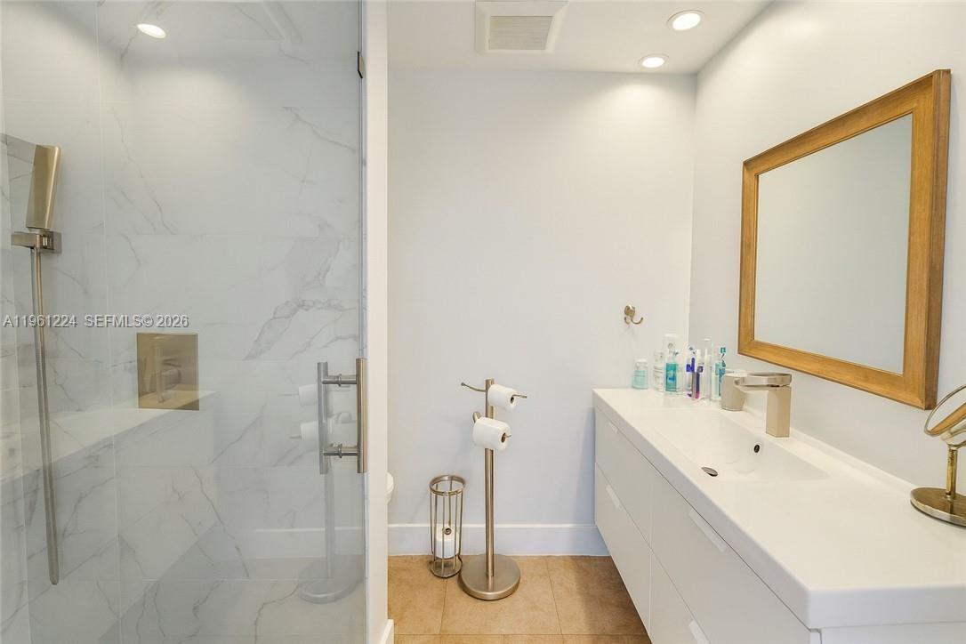 GOLDEN GATE CITY - Residential