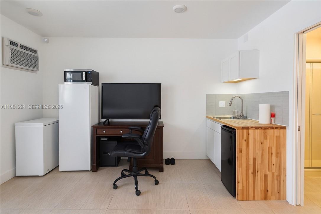 GOLDEN GATE CITY - Residential