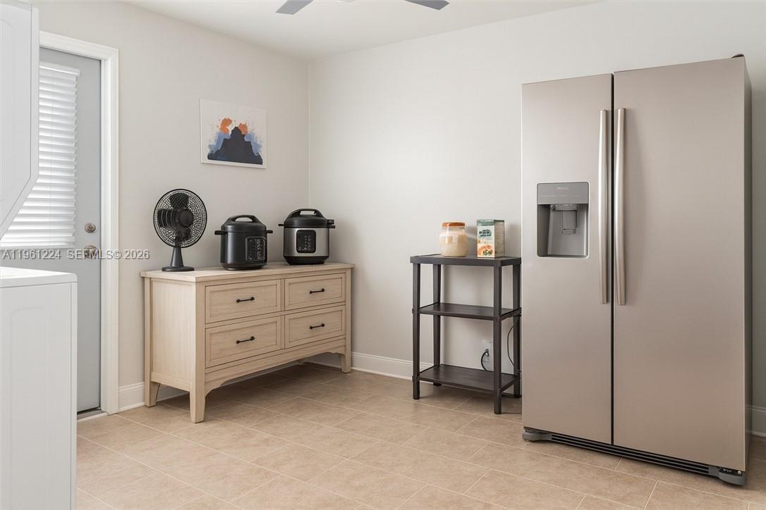 GOLDEN GATE CITY - Residential