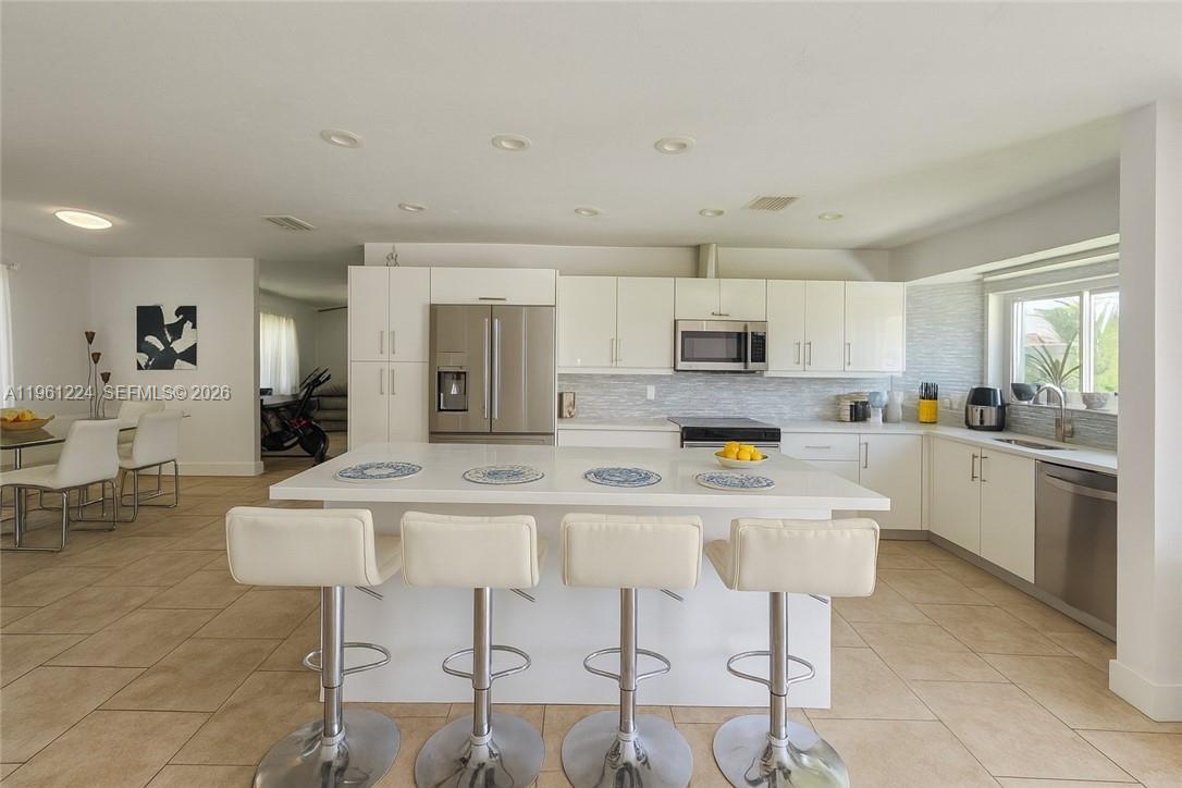 GOLDEN GATE CITY - Residential