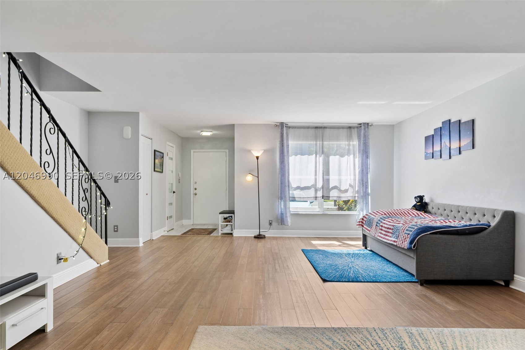 801 NE 27th Ave