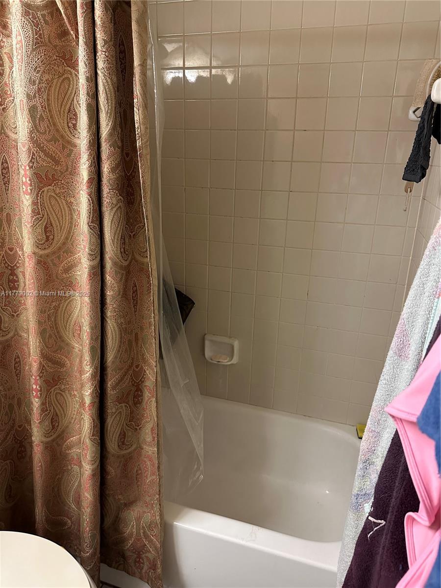 SUNRISE LAKES 176 CONDO - Residential