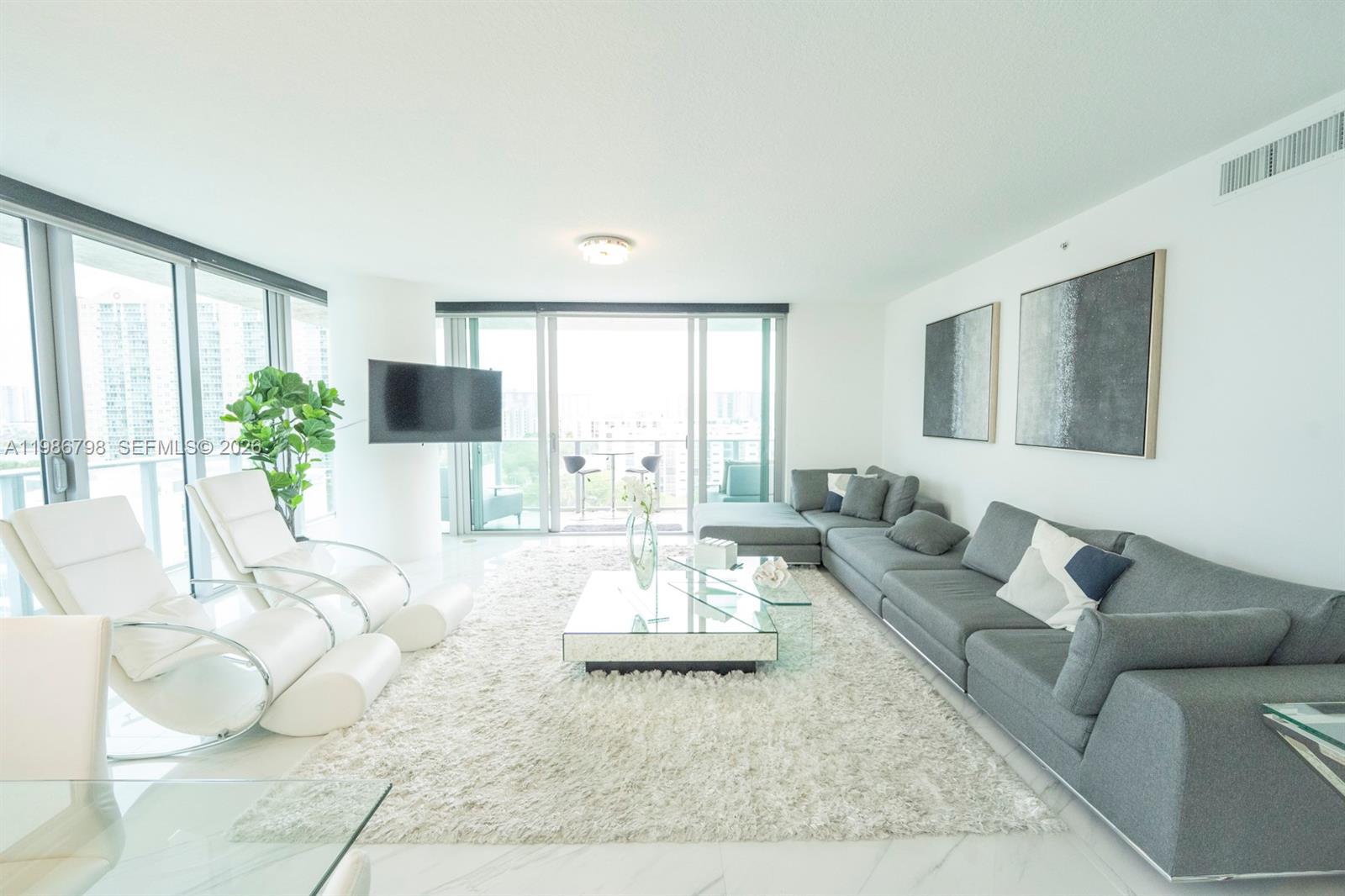 300 Sunny Isles Blvd 4-1007