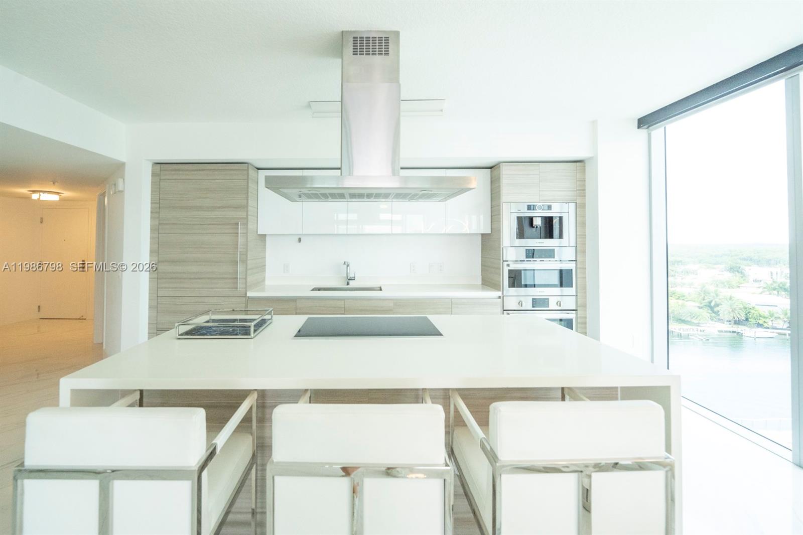 PARQUE TOWERS CONDO - Residential Lease