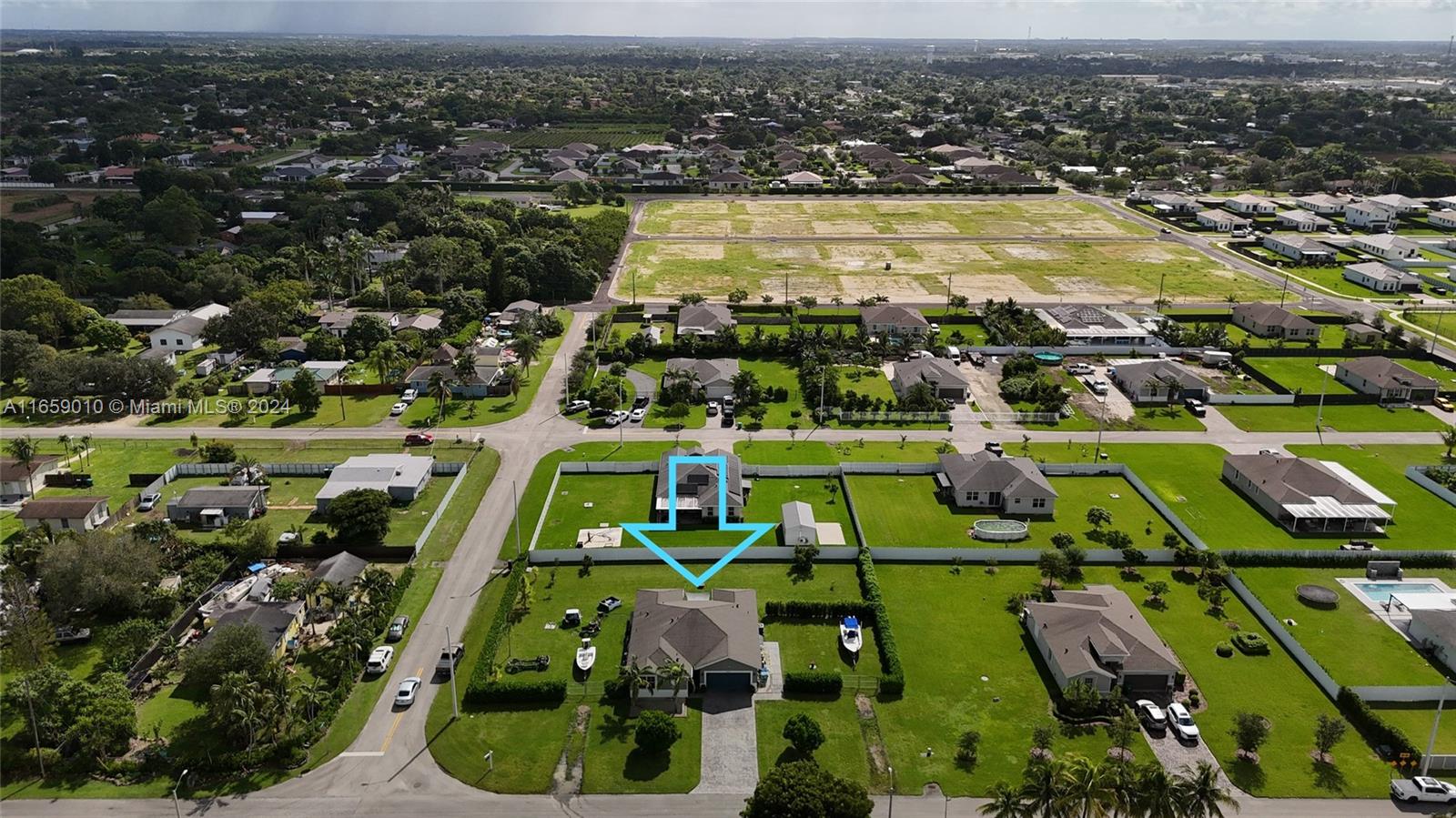 Spacious 4-bed, 3-bath next gen home built in 2020 on a 1/2 acre corner lot in Homestead’s Redlands! Open layout, move-in ready with no HOA. Features include boat & RV parking, a 2-car garage, and an expansive yard ready for a pool and outdoor retreat. Enjoy modern living with endless possibilities in this private, peaceful setting. Don’t miss this incredible opportunity! Attention realtors, have your clients get pre-approved with preferred lender and receive incentive which can be used towards closing cost or buy down the rate.