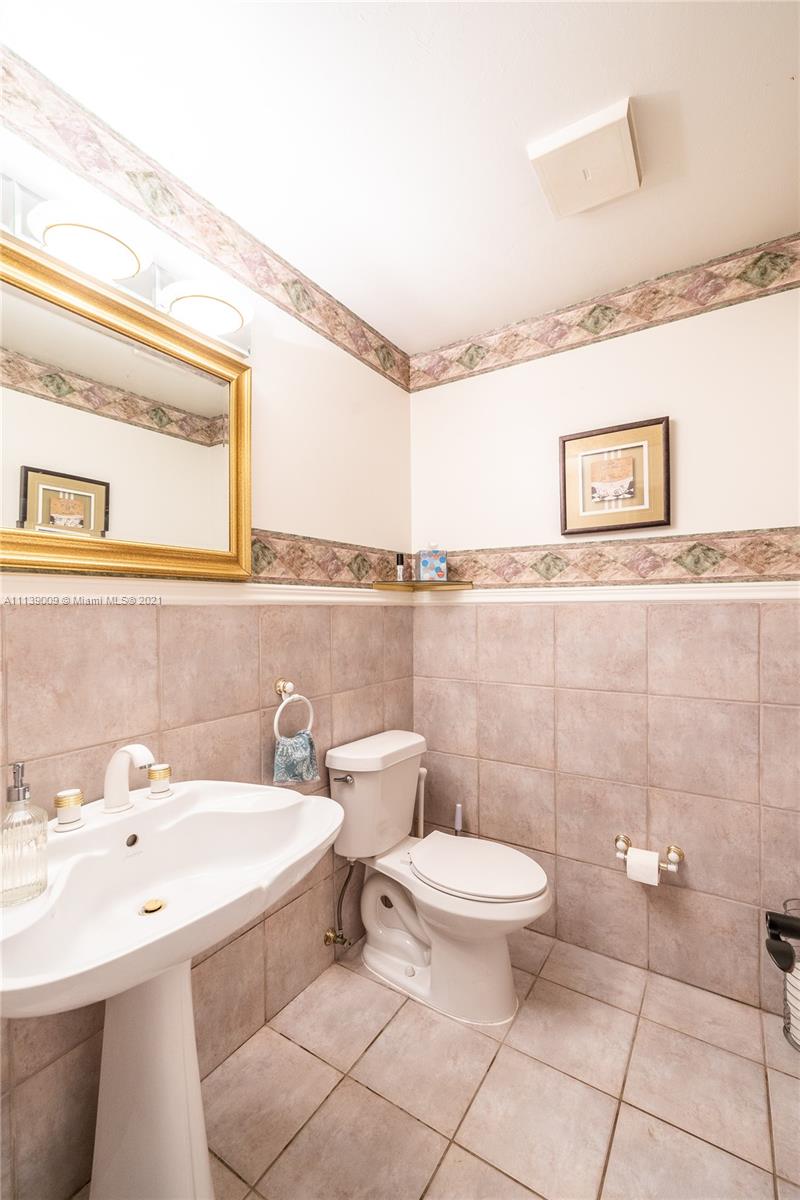 COUNTRY RIDGE ESTATES - Residential