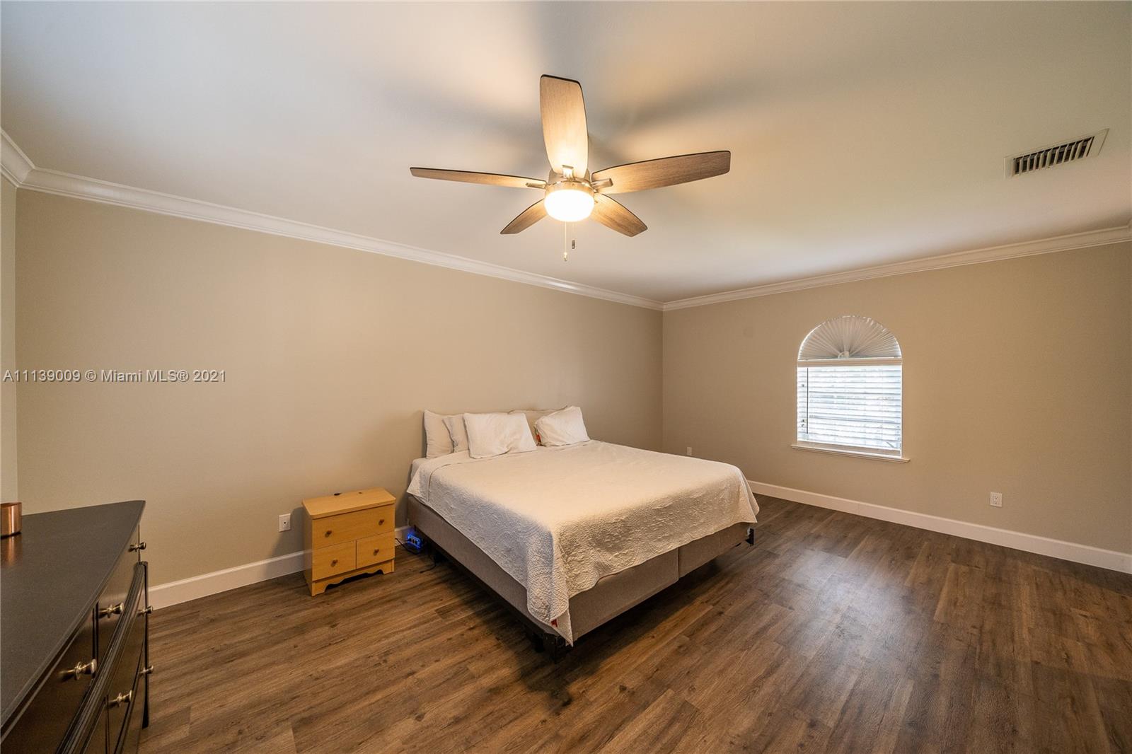 COUNTRY RIDGE ESTATES - Residential