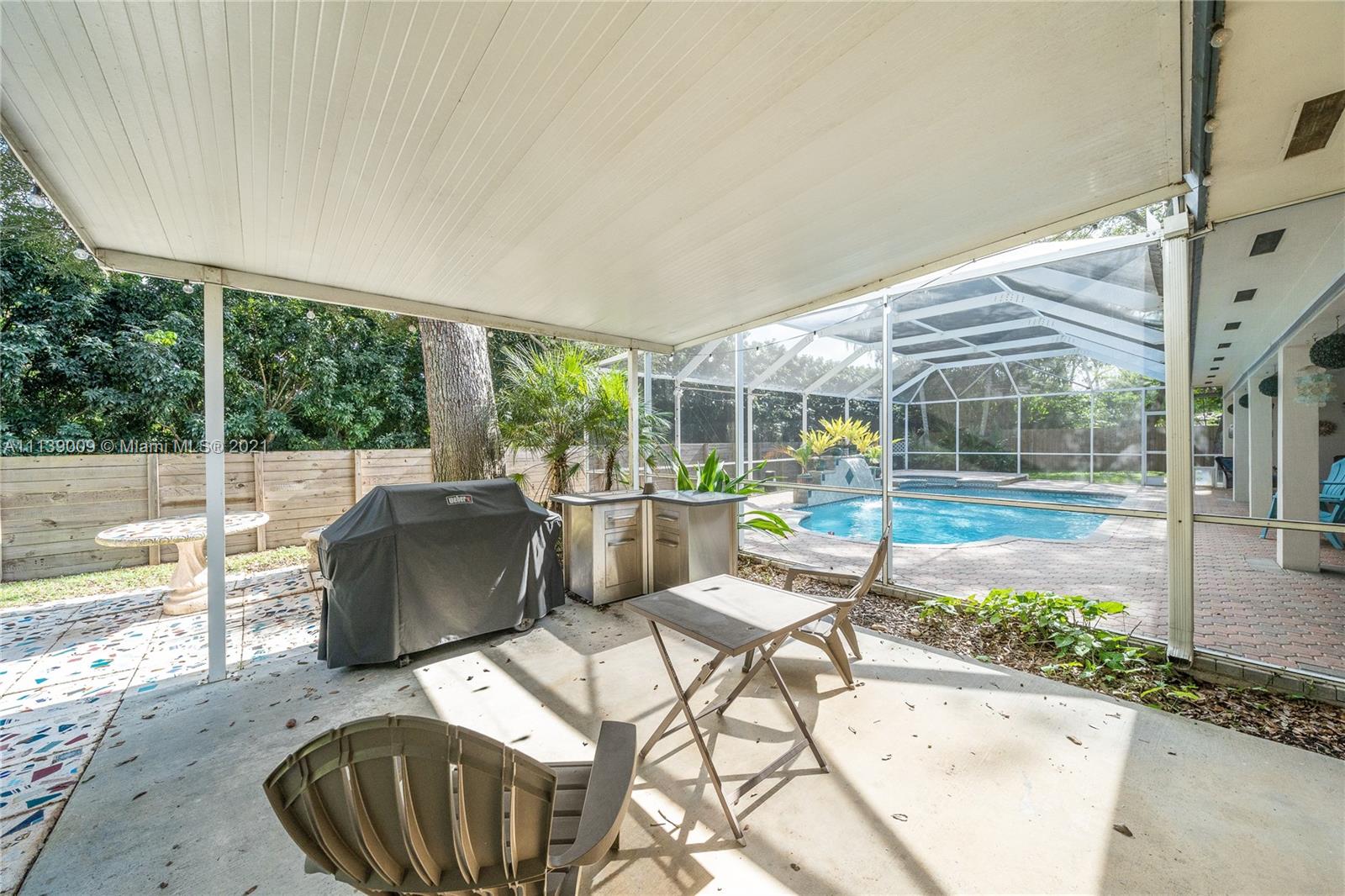 COUNTRY RIDGE ESTATES - Residential