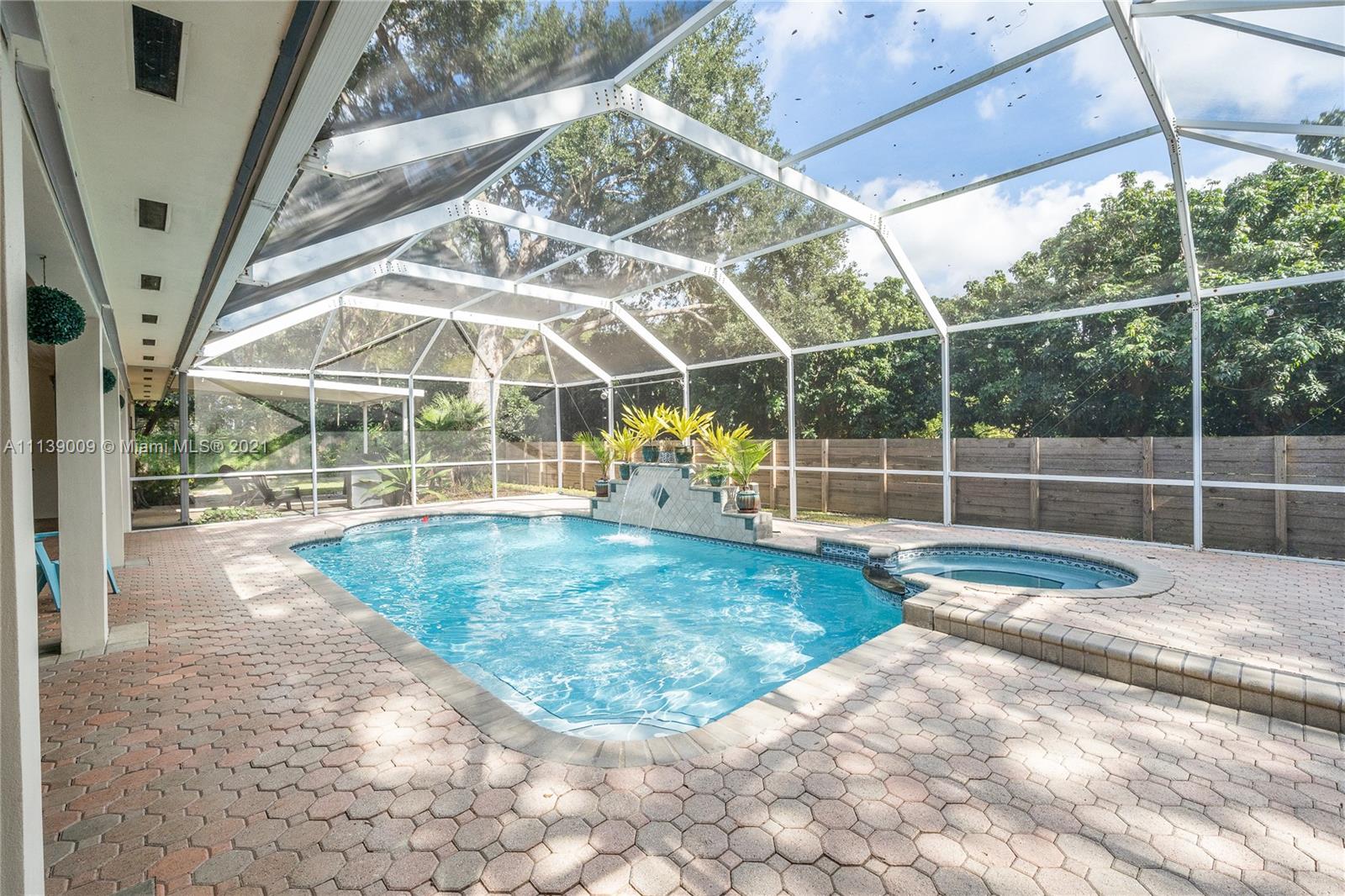 COUNTRY RIDGE ESTATES - Residential