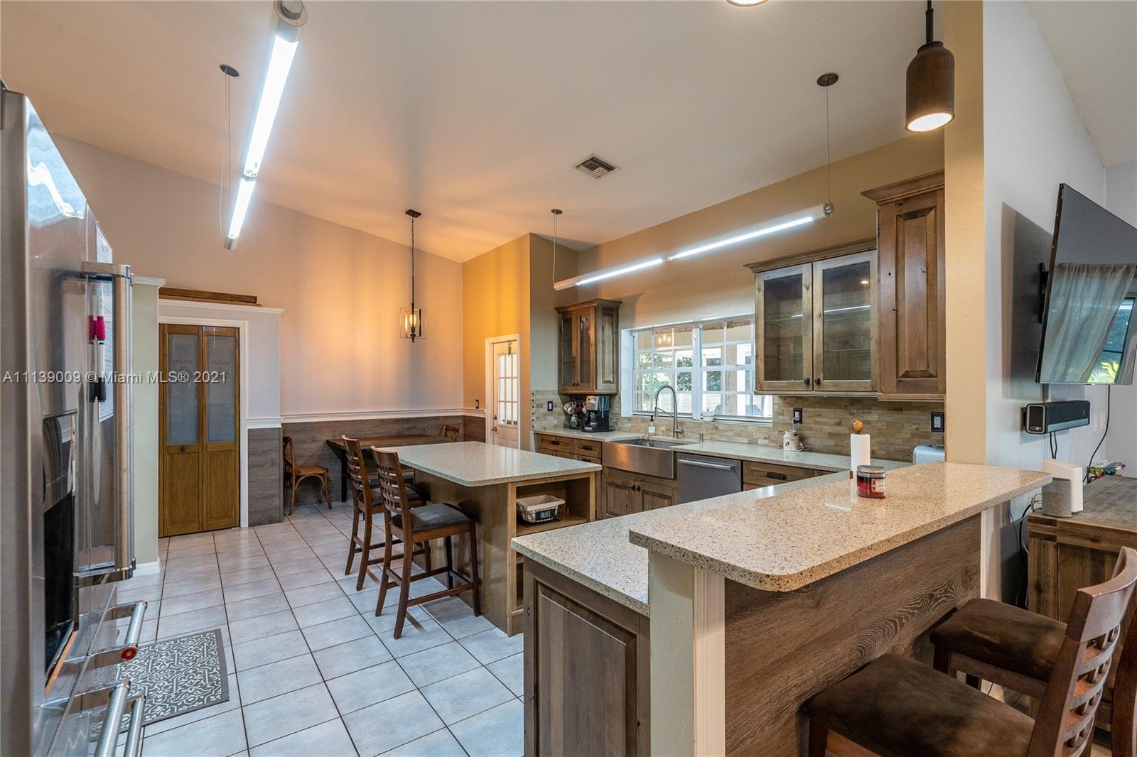 COUNTRY RIDGE ESTATES - Residential