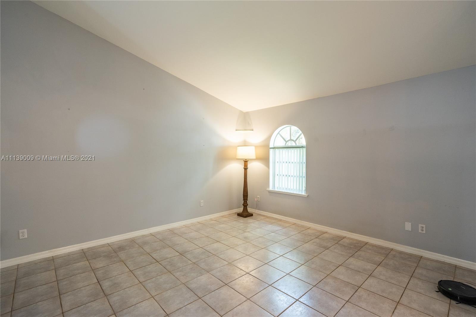 COUNTRY RIDGE ESTATES - Residential