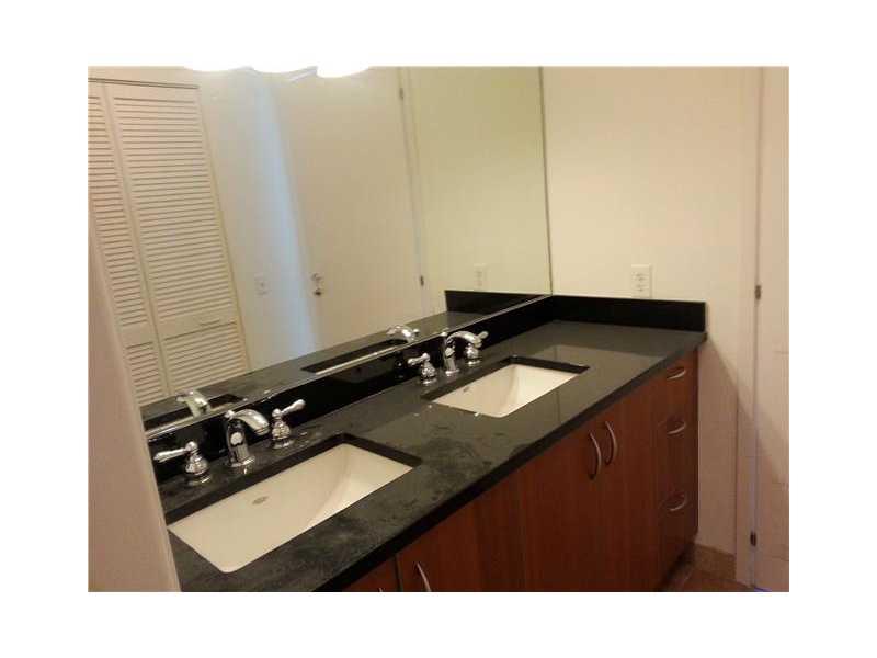 Met 1 - Residential Lease