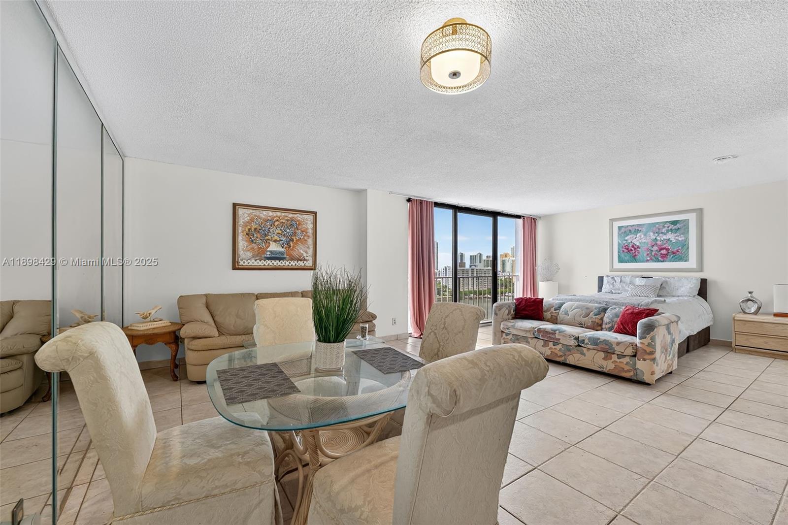 WINSTON TOWERS 700 CONDO - Residential