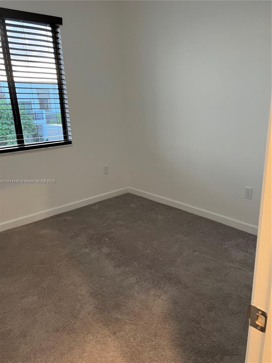 VIA VENTURA NEIGHBORHOOD - Residential Lease