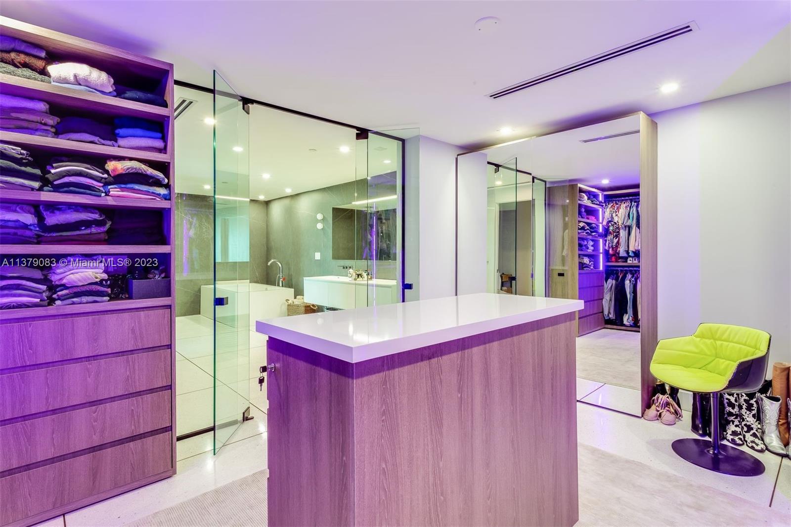 PARC LOFTS CONDO - Residential