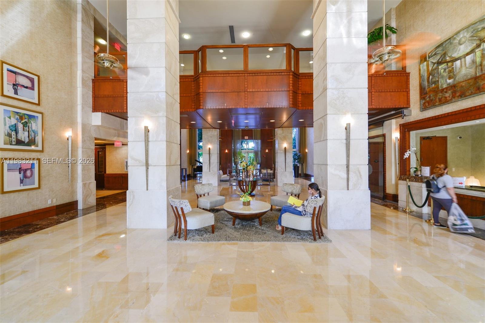 TURNBERRY ON THE GREEN CO - Residential Lease