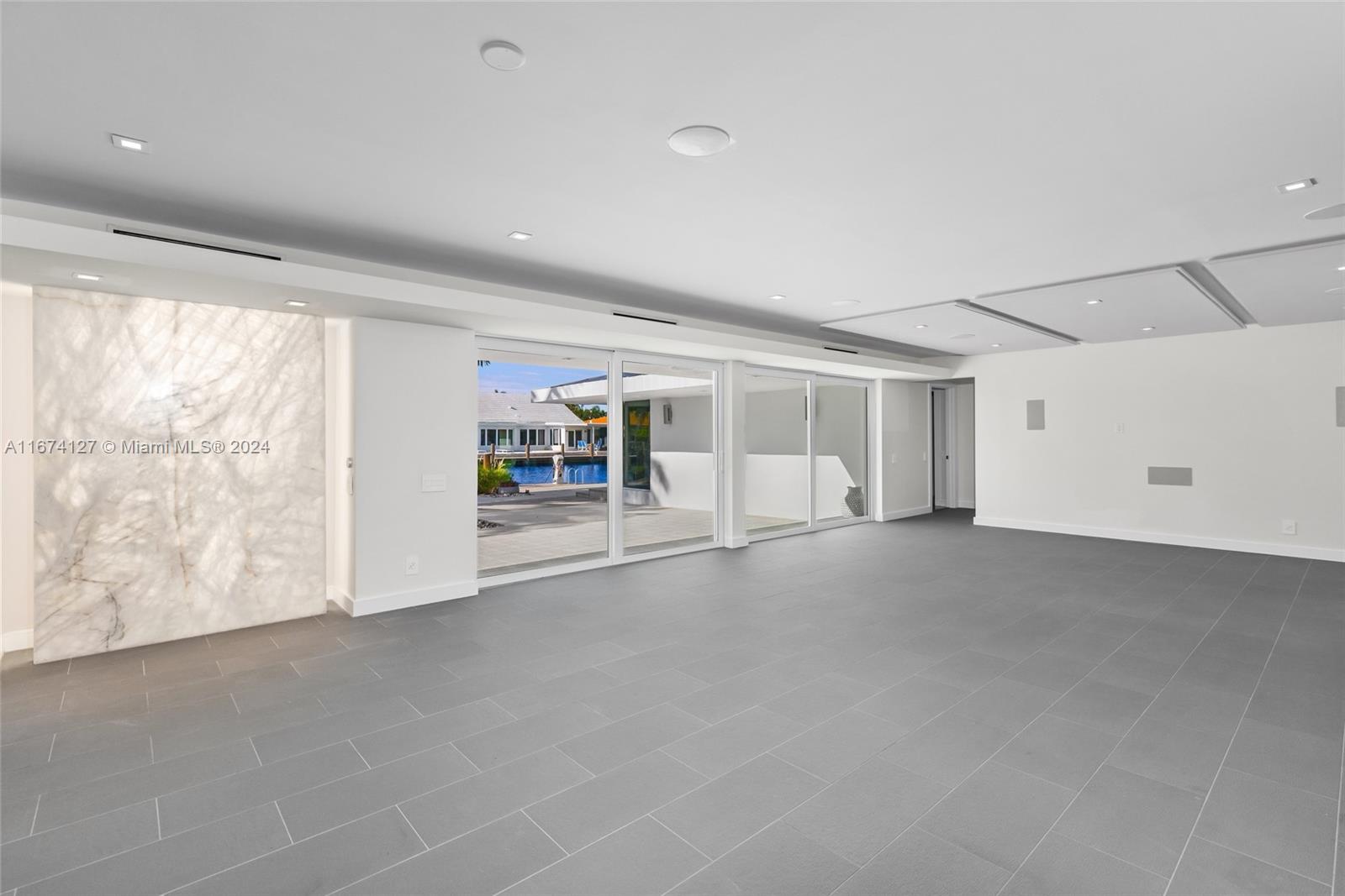 LANDINGS SECOND SEC - Residential