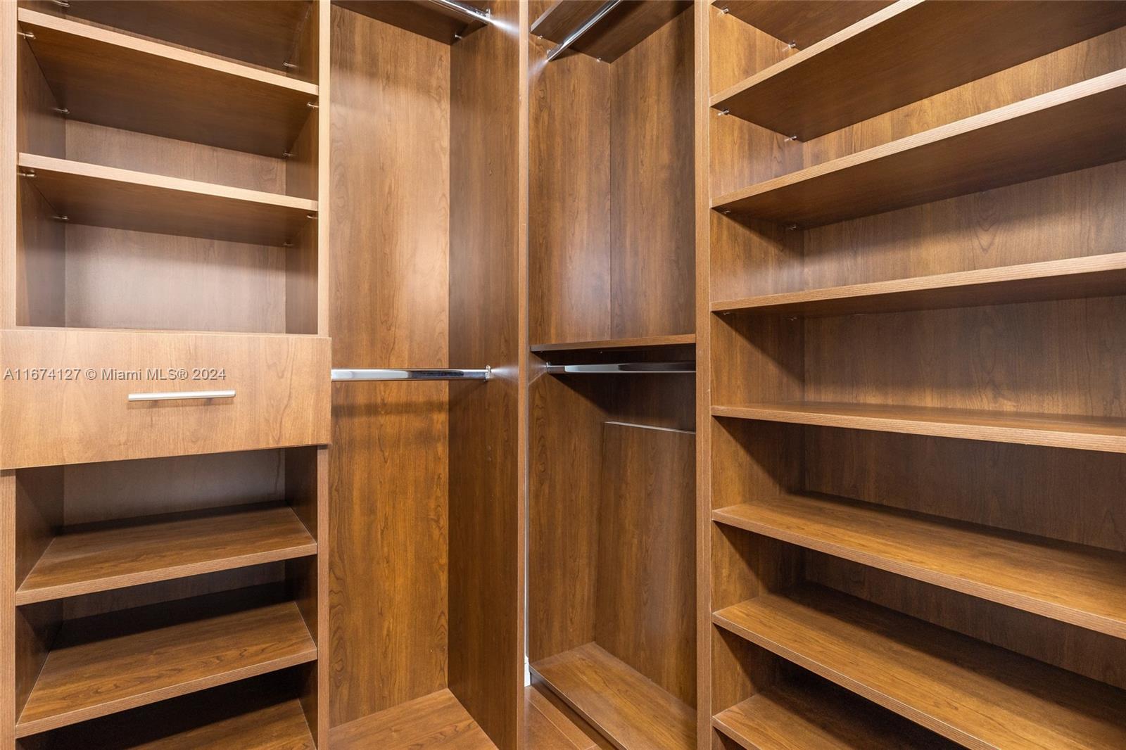 LANDINGS SECOND SEC - Residential