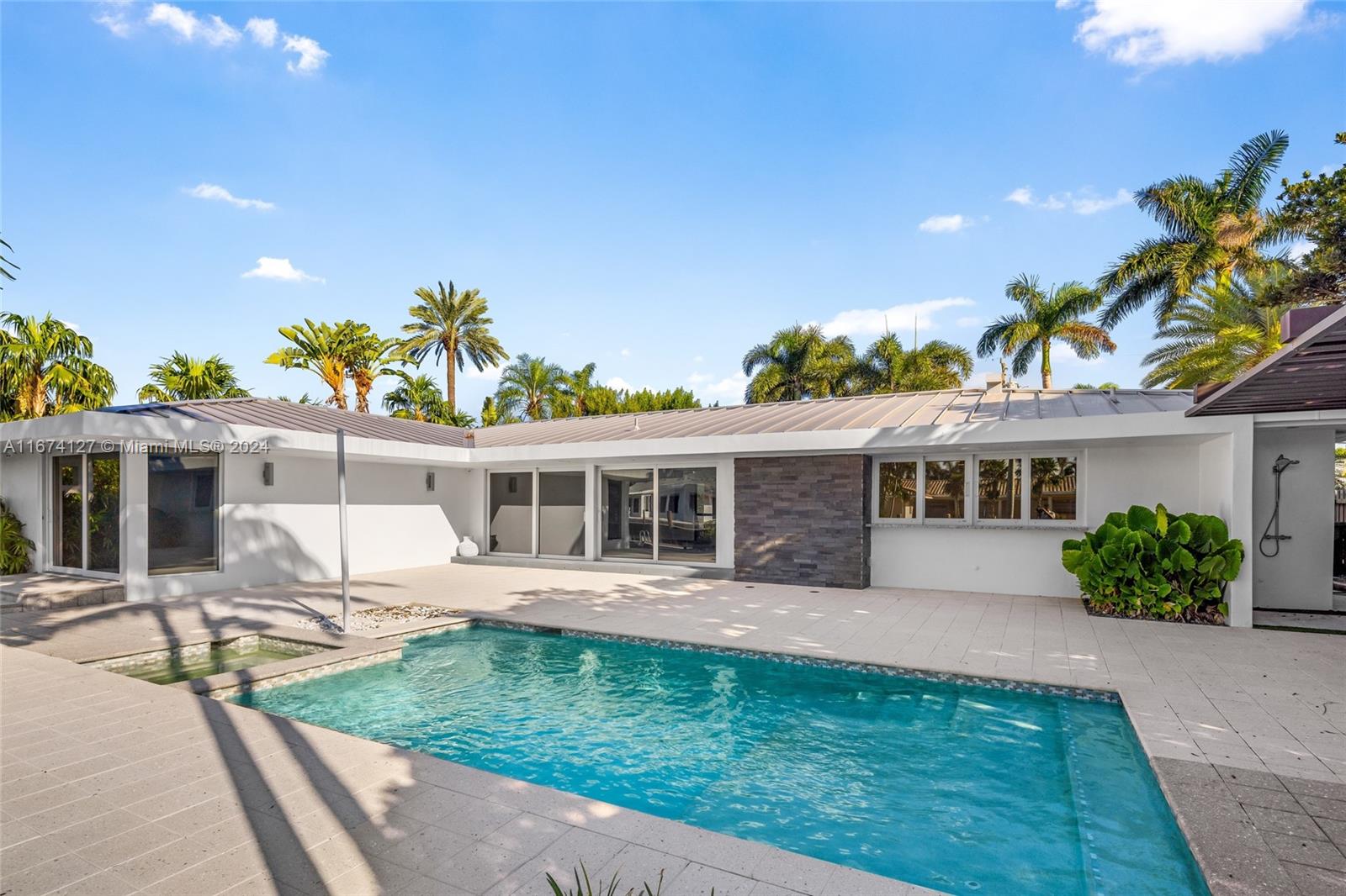 LANDINGS SECOND SEC - Residential